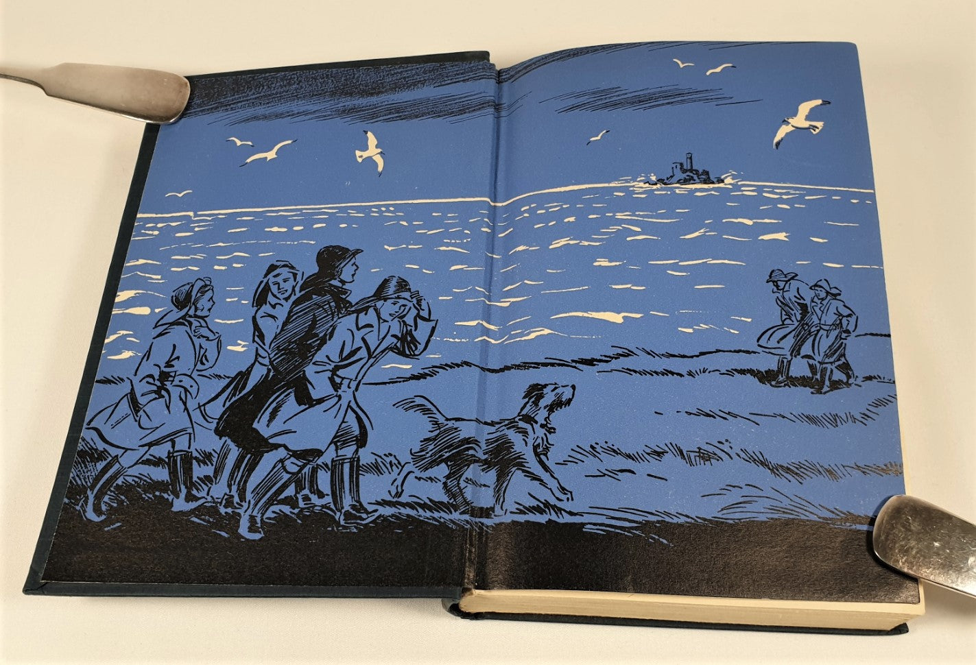 Blyton, Enid- Five On Kirrin Island Again (First Edition 1947)