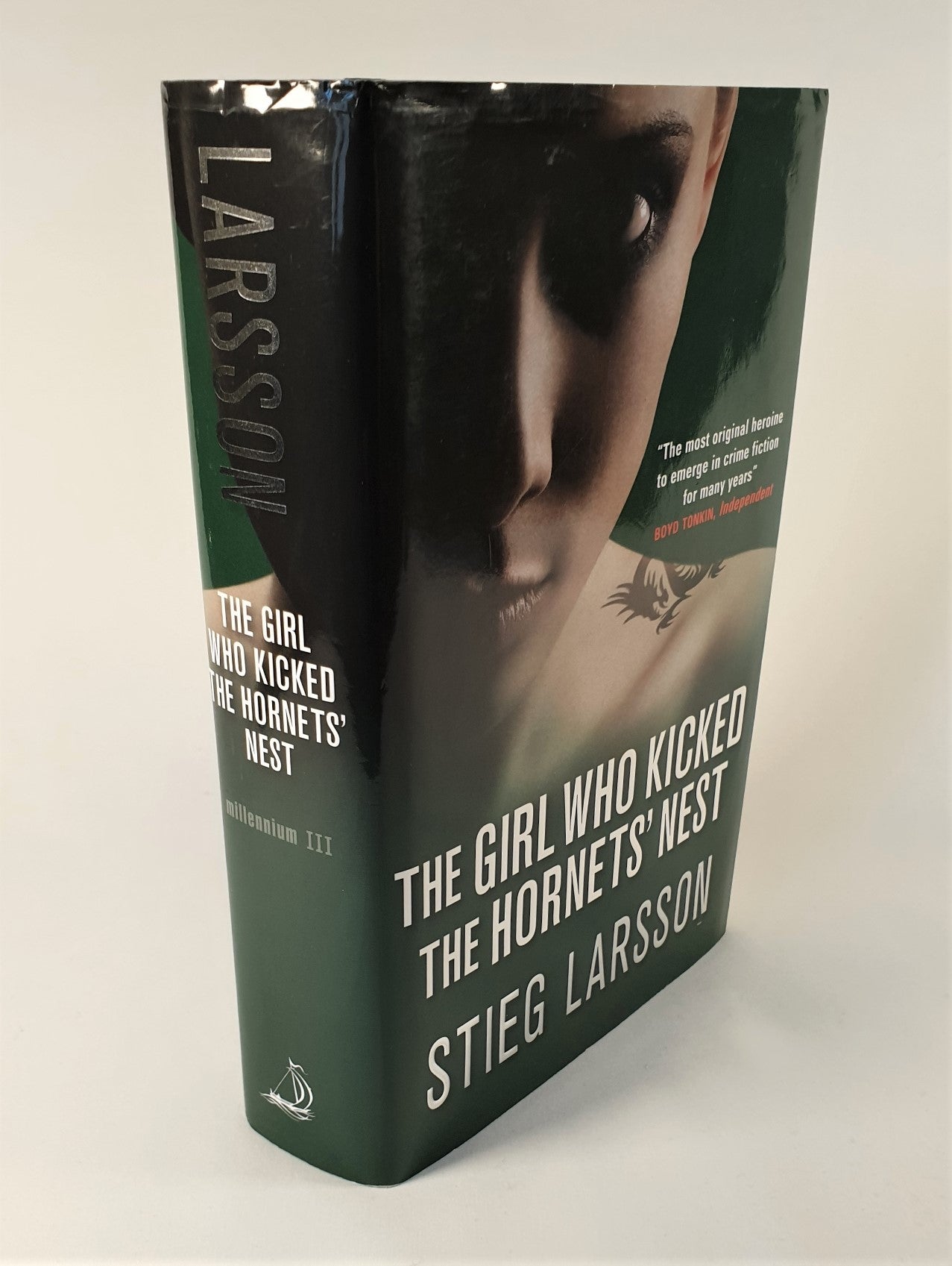 Larsson, Stieg - 'The Girl With the Dragon Tattoo; The Girl Who Played with Fire; The Girl Who Kicked the Hornet's Nest.' (3 Vol.)